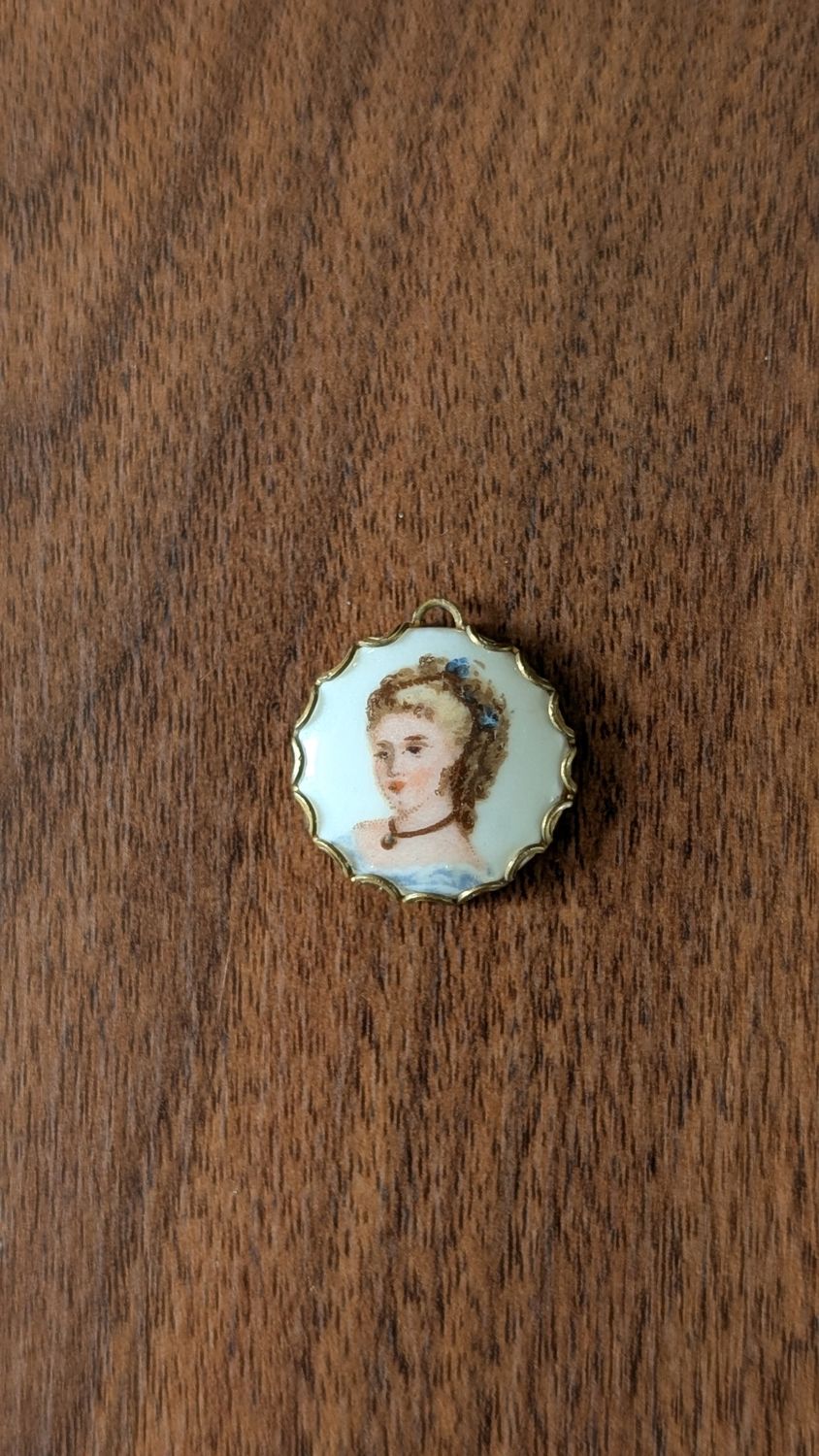 Small limoges france pendant