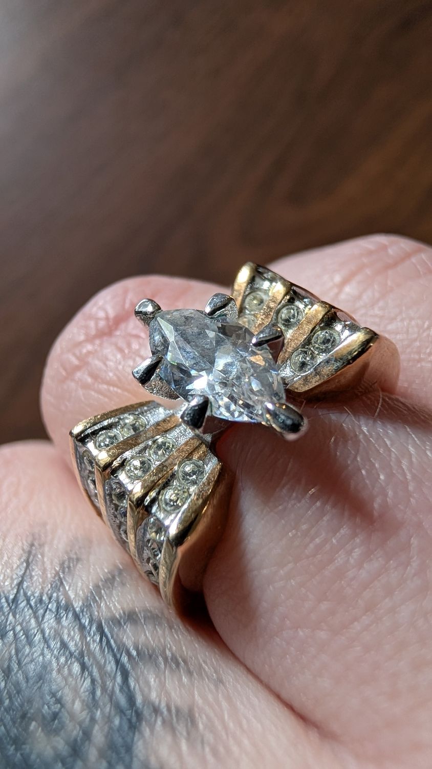 RSG ring gold filled with crystals