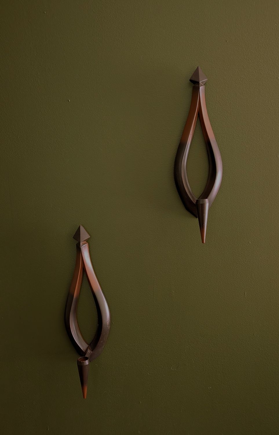Syroco fake wood candle holders - pair