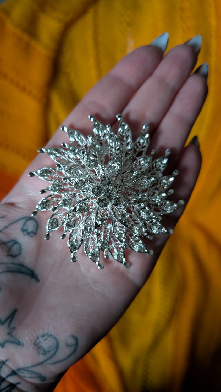 Large floral silver tone brooch glass gems not signed