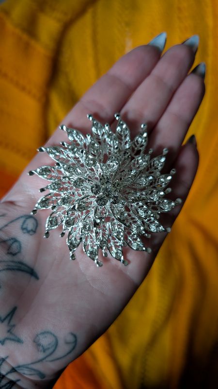 Large floral silver tone brooch glass gems not signed