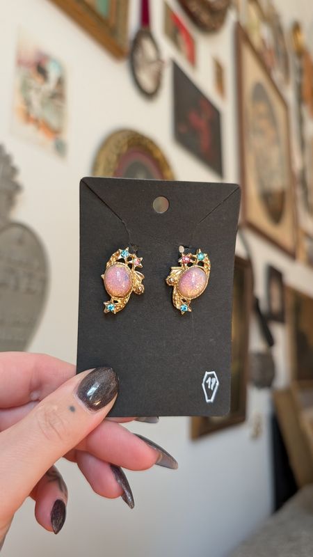Pink gem vintage earrings fairy auroras borealis screw/ twist back