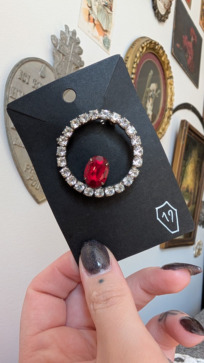 Red stone - circle brooch