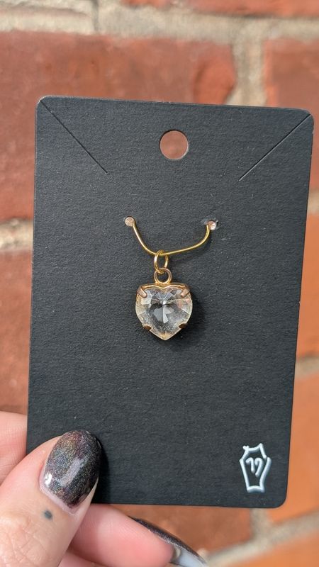 Heart pendant with glass gem