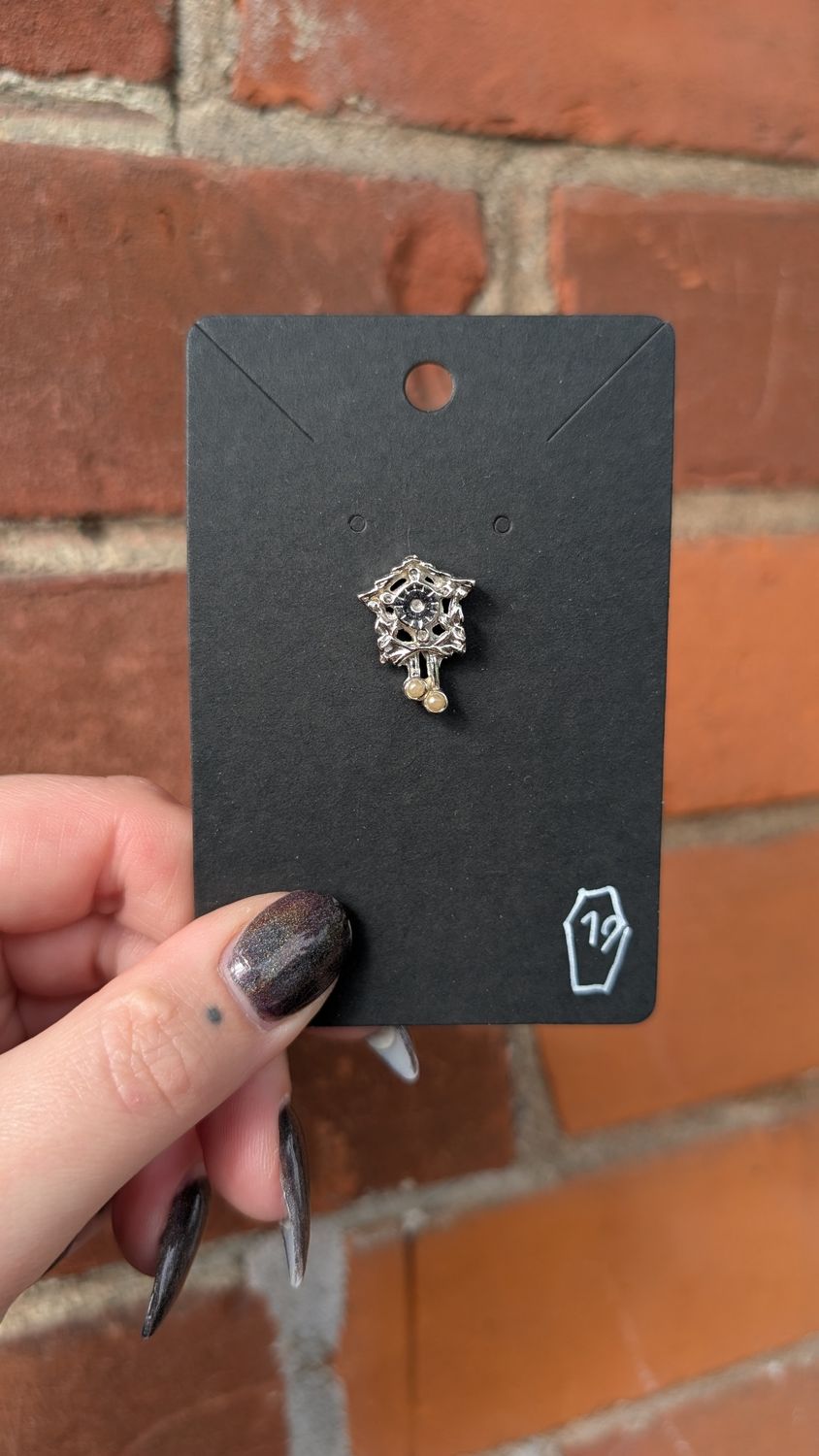 Cuckoo clock silver tone pin with faux pearl