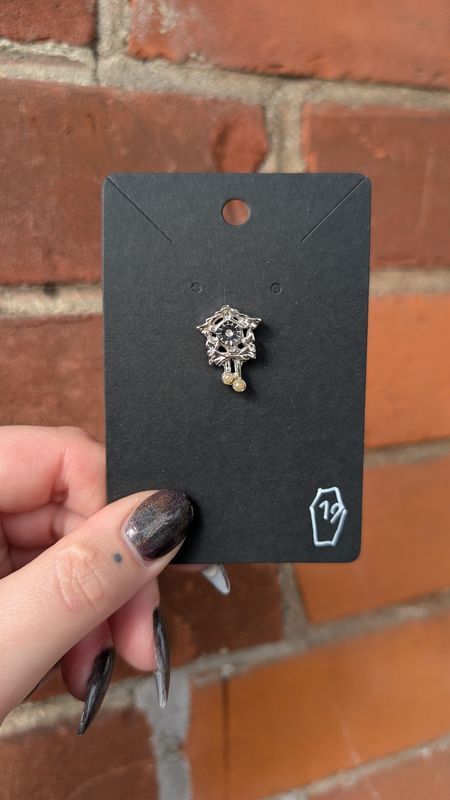 Cuckoo clock silver tone pin with faux pearl