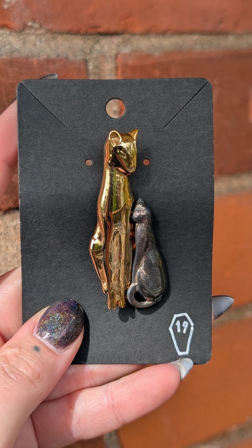 Kitten and mom brooch two tone