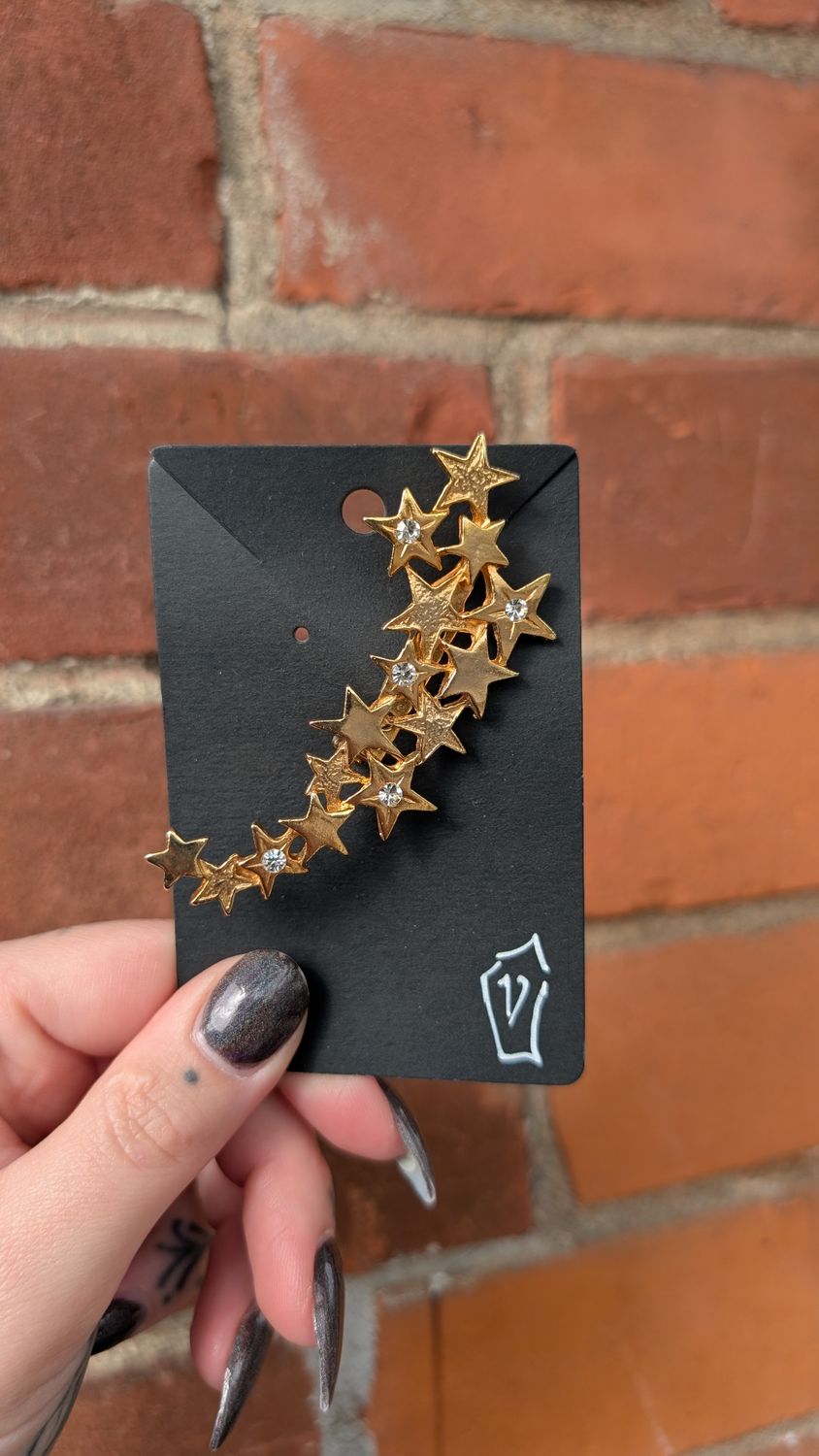 Stars gold tone brooch