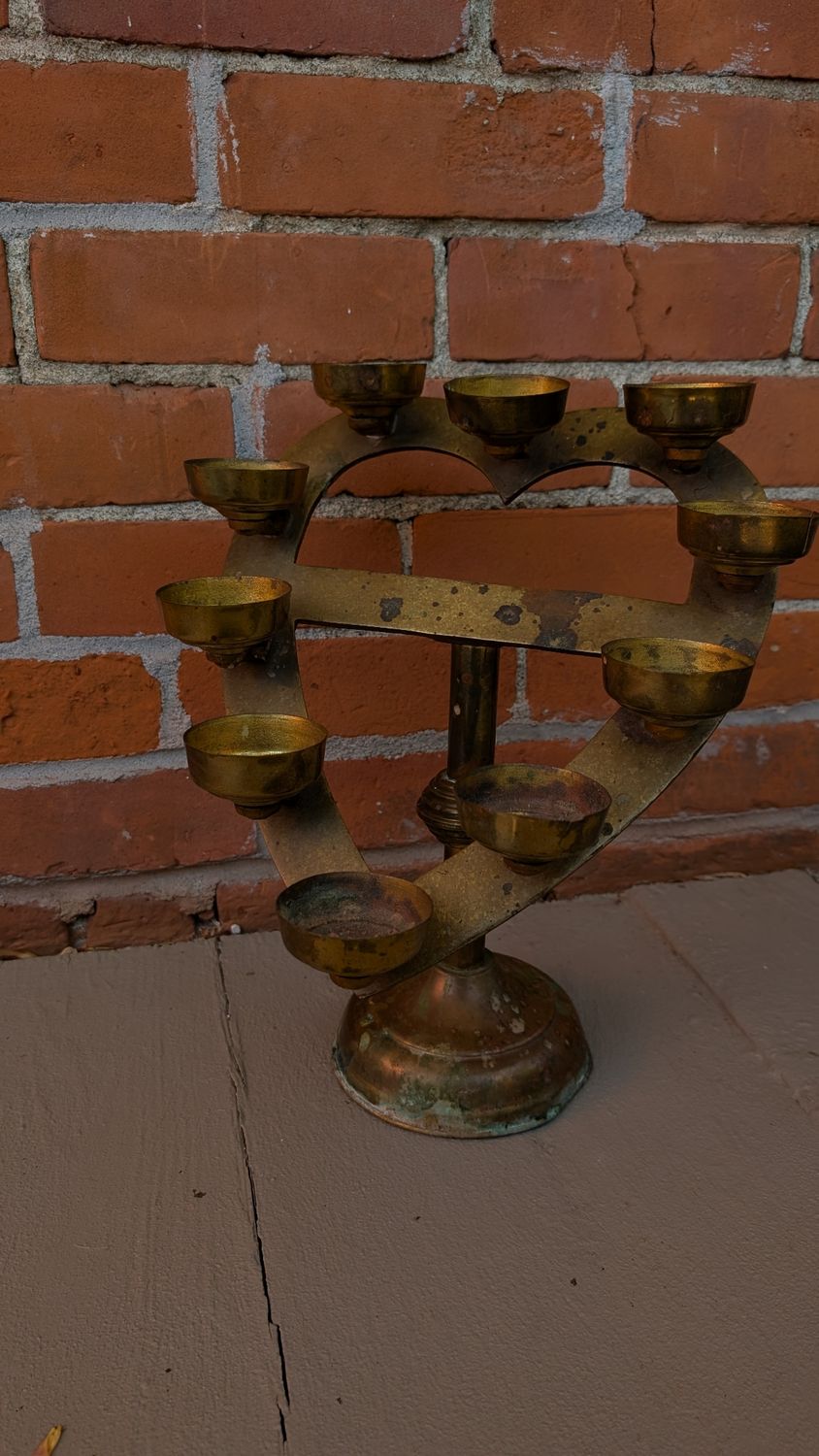 Antique heart tealight candle holder - patrimonial