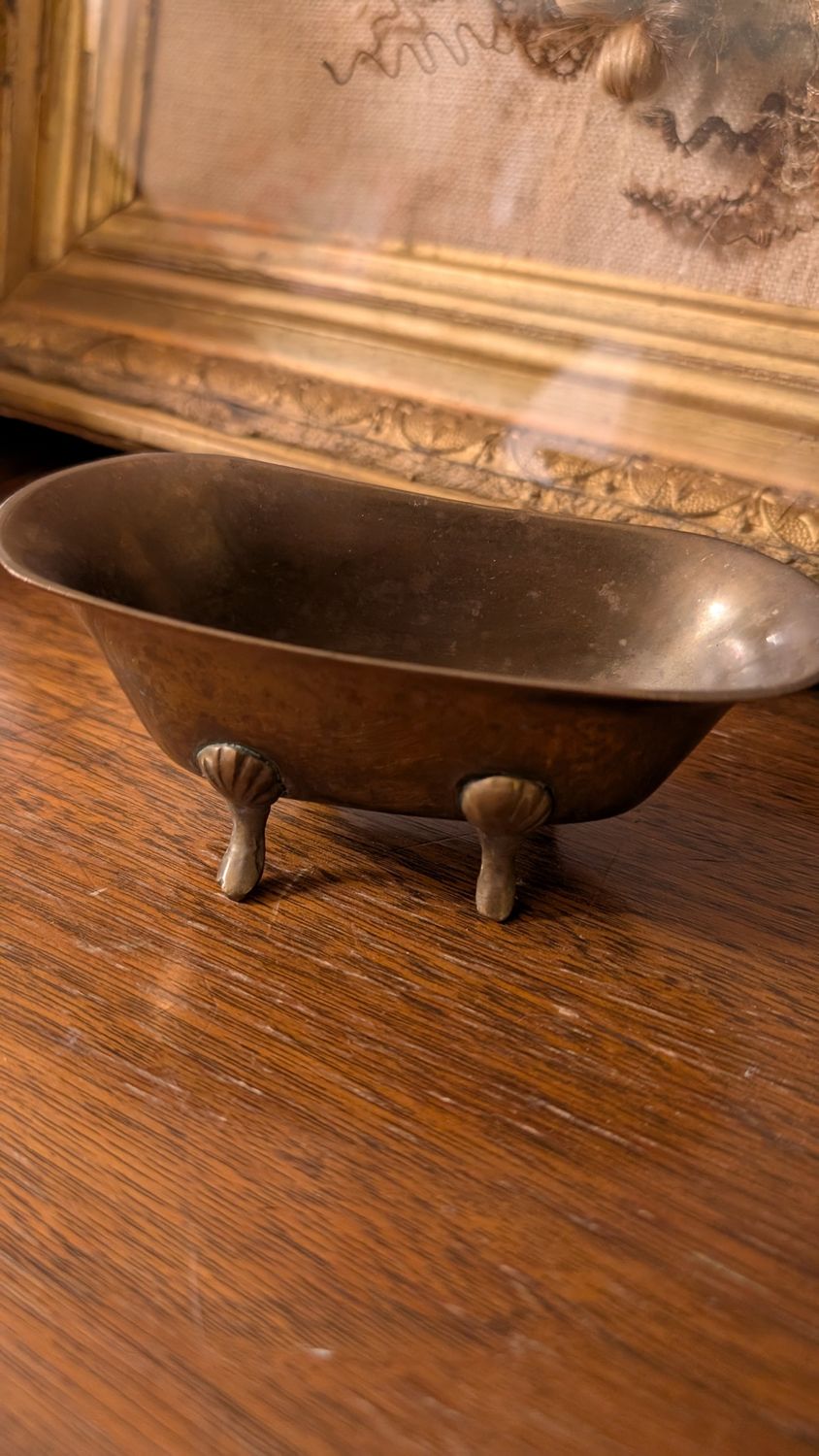 Brass bath home decor