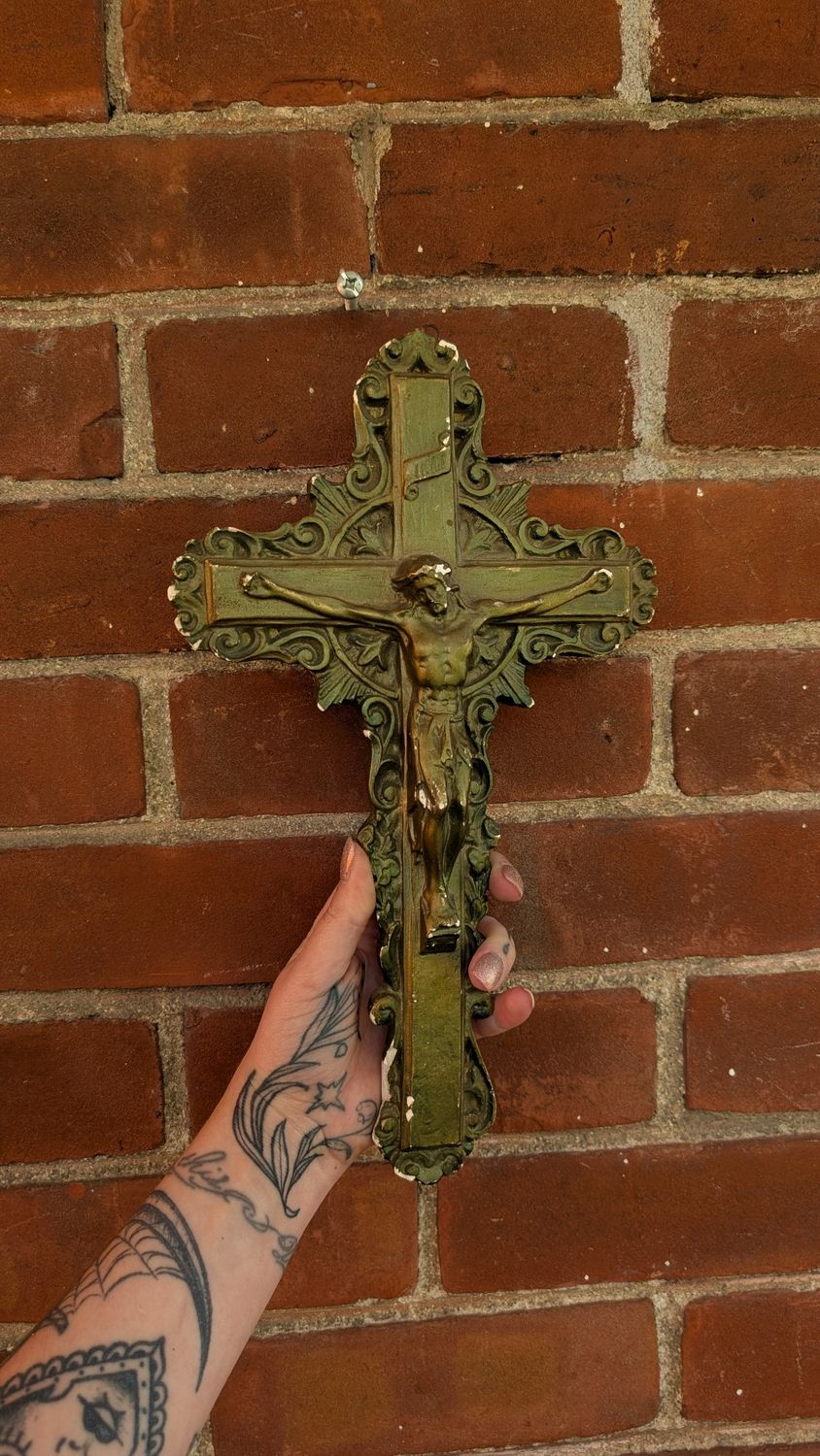 Ceramic crucifix - green tone