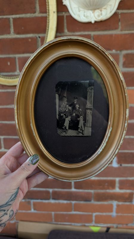 Gentlemen tintype in frame