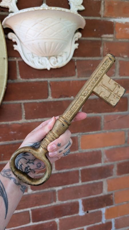 Large iron key toronto