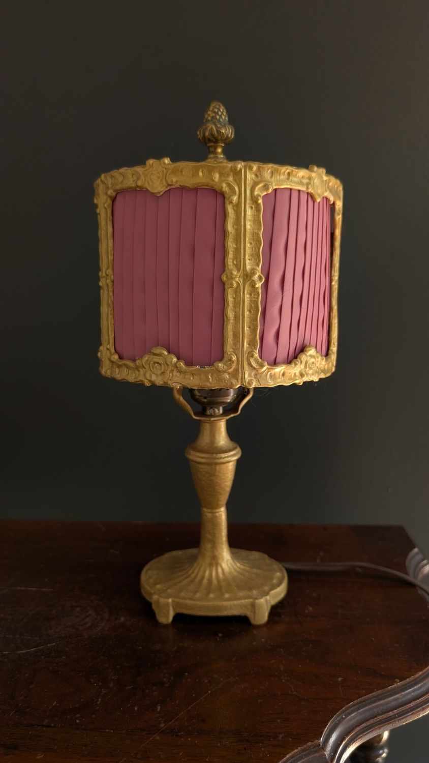 Antique boudoir lamp 1