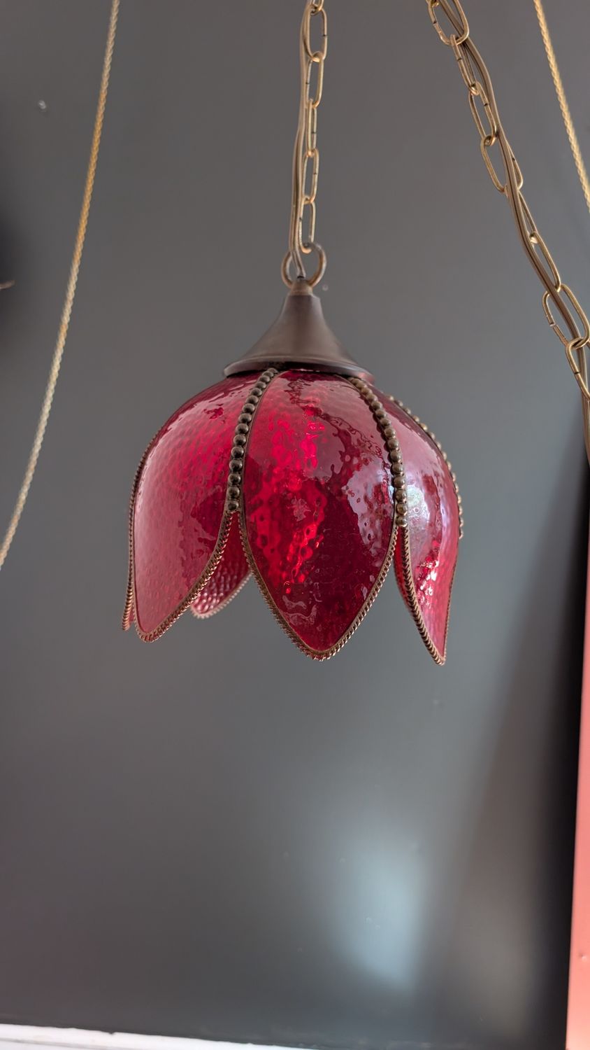 Red glass swap lamp