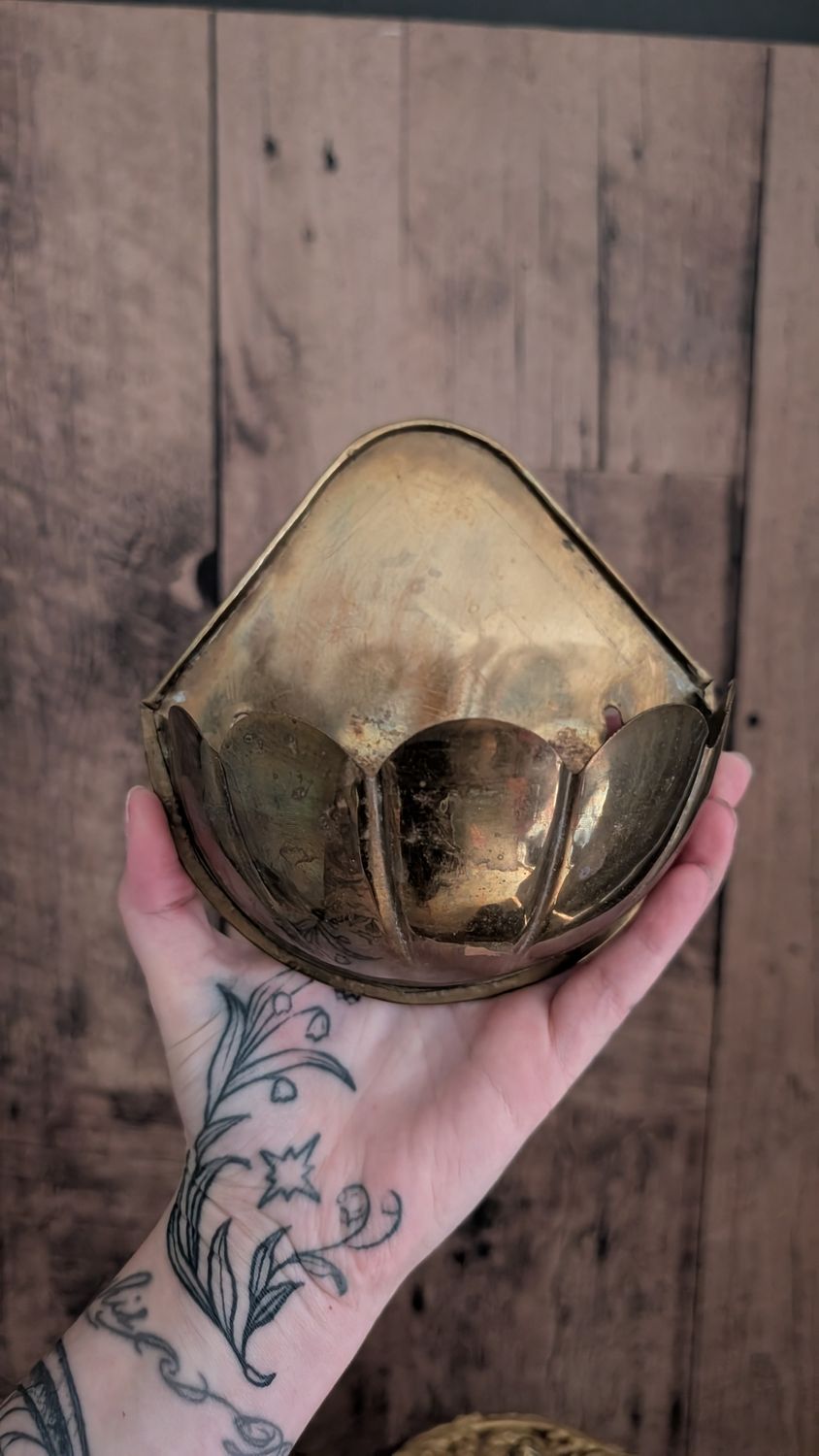 Brass planter 6