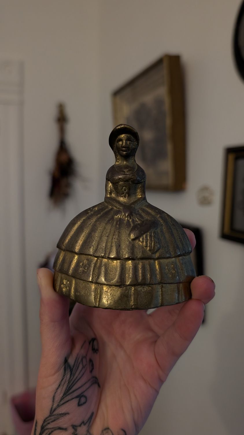 Southern belle brass bell
