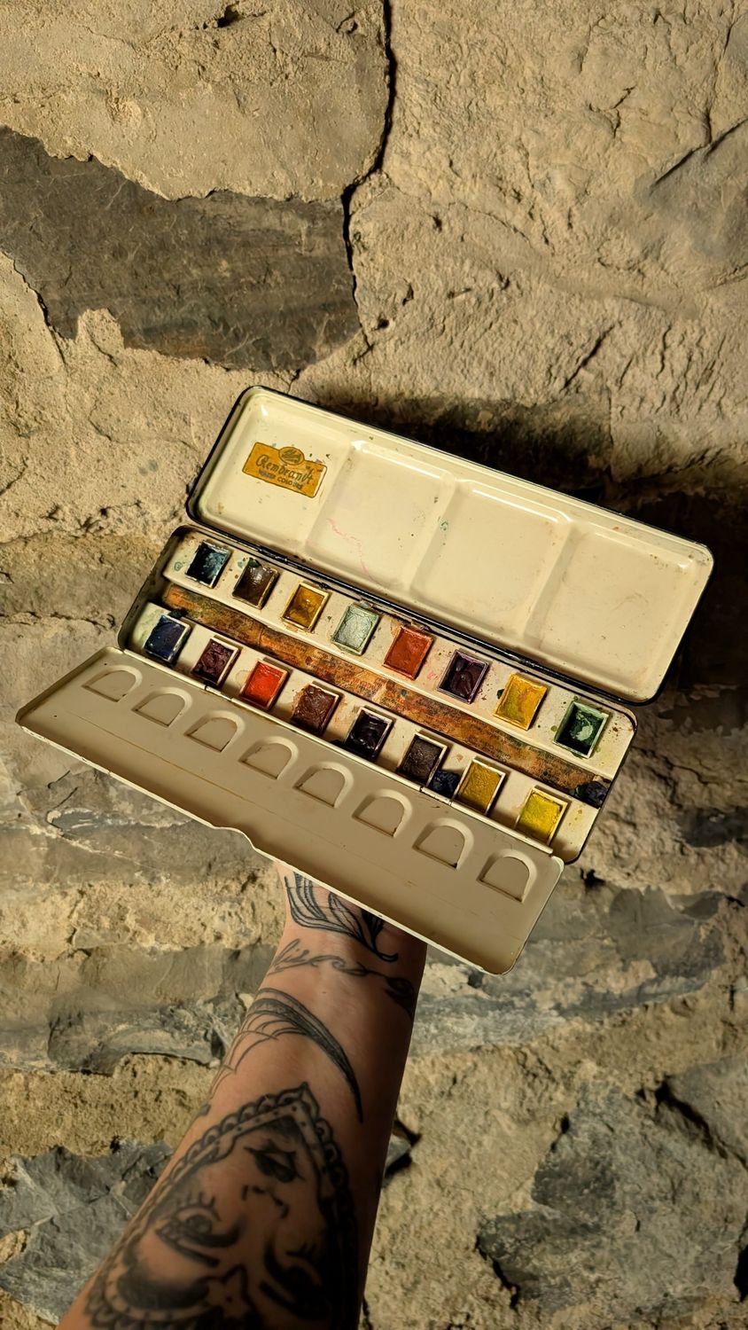 Rembranlt vintage aquarelle palette antique