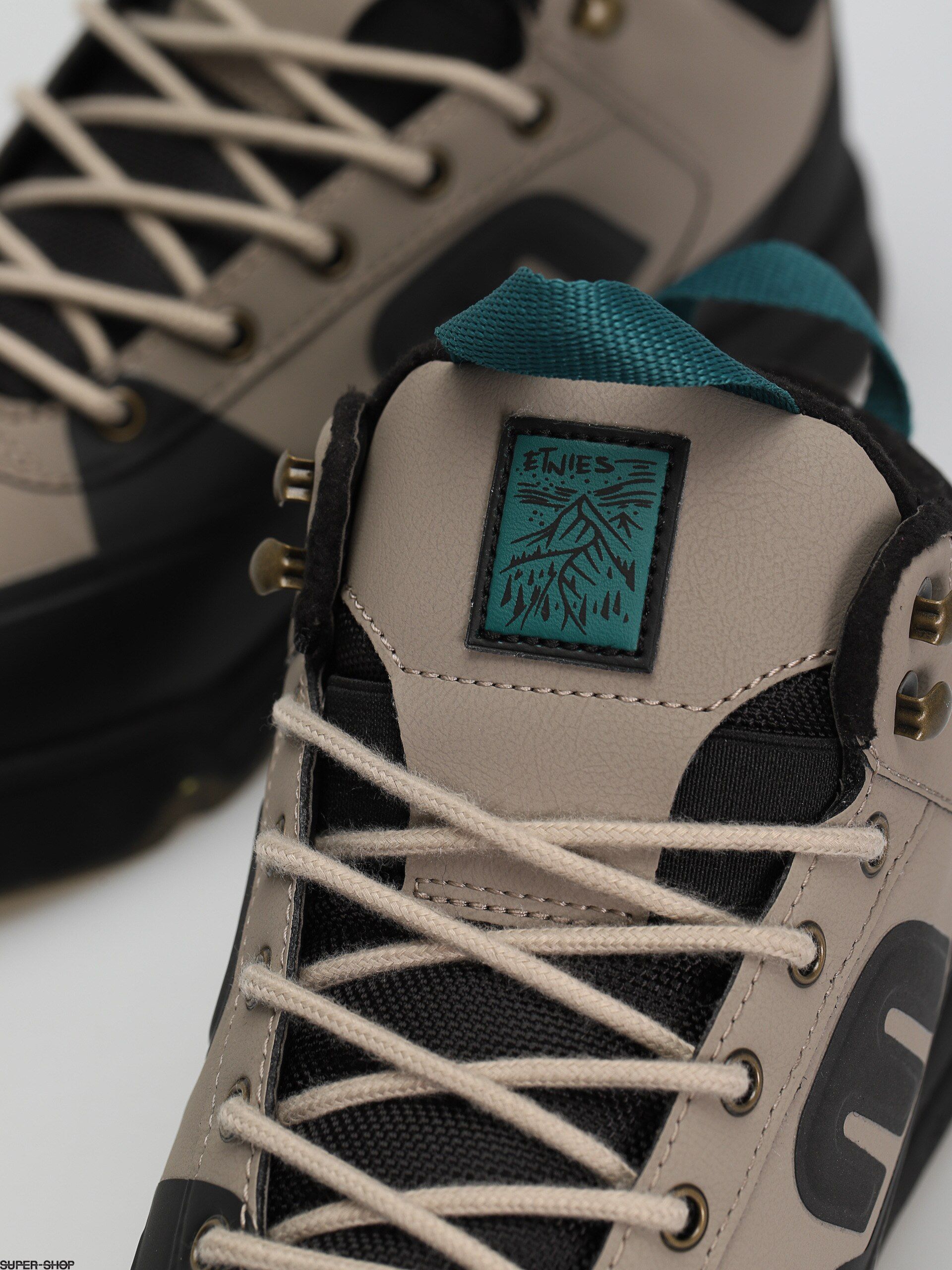 ETNIES  JONES MTV WARM GREY BLACK