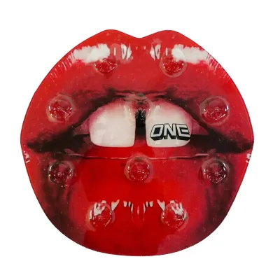 ONE BALL  Lips Snowboard Stomp Pad
