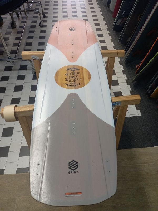 LIQUID FORCE VAMP 133