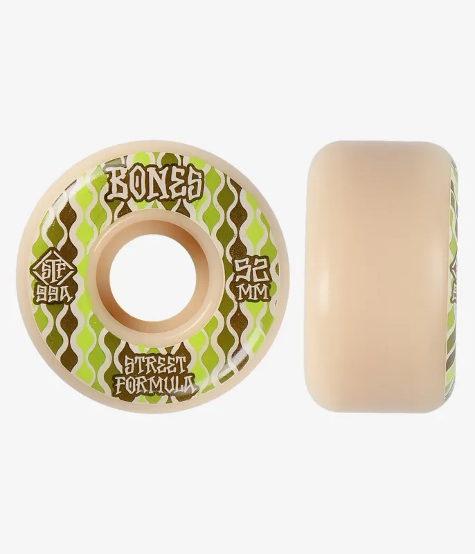 Bones STF Retros V2 Locks Street Tech Formula 53mm 99A Bones STF Retros V2 Locks Street Tech Formula 53mm 99A