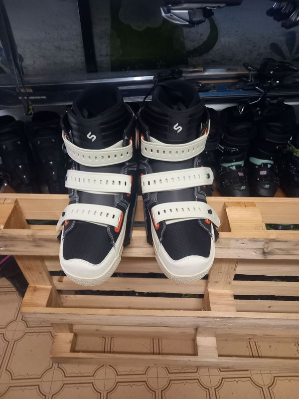 SLINGSHOT  Tg. 44 SPACE MOBE 2025