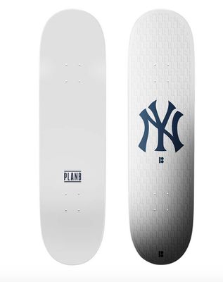 Yankees 8.5"x32.125 Plan B Deck