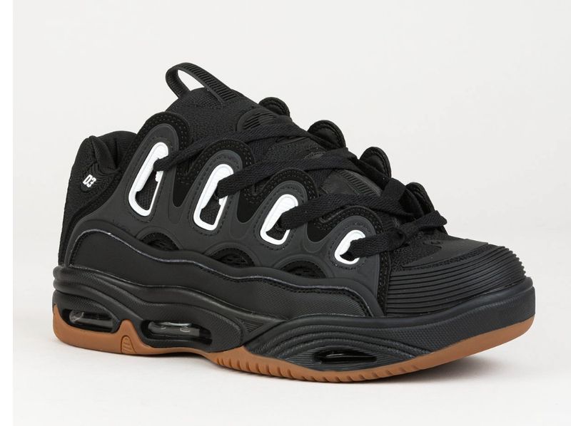 OSIRIS D3 2001. BLACK/GUM OSIRIS D3 2001. BLACK/GUM