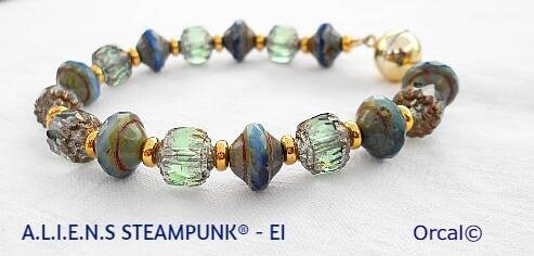 Bracciale donna in cristallo fantasia Orcal©. Bracciale donna in cristallo fantasia Orcal©.