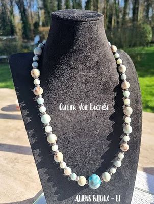 Modische Damenhalskette aus Steinen - Milchstraße©. Modische Damenhalskette aus Steinen - Milchstraße©.