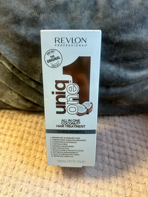 Uniq One Revlon White Coconut
