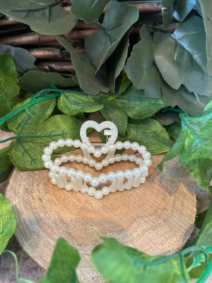 Pearl Hair Claw Clip (Heart Design)