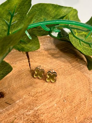 Lucky Clover Earrings (Gold Flower)