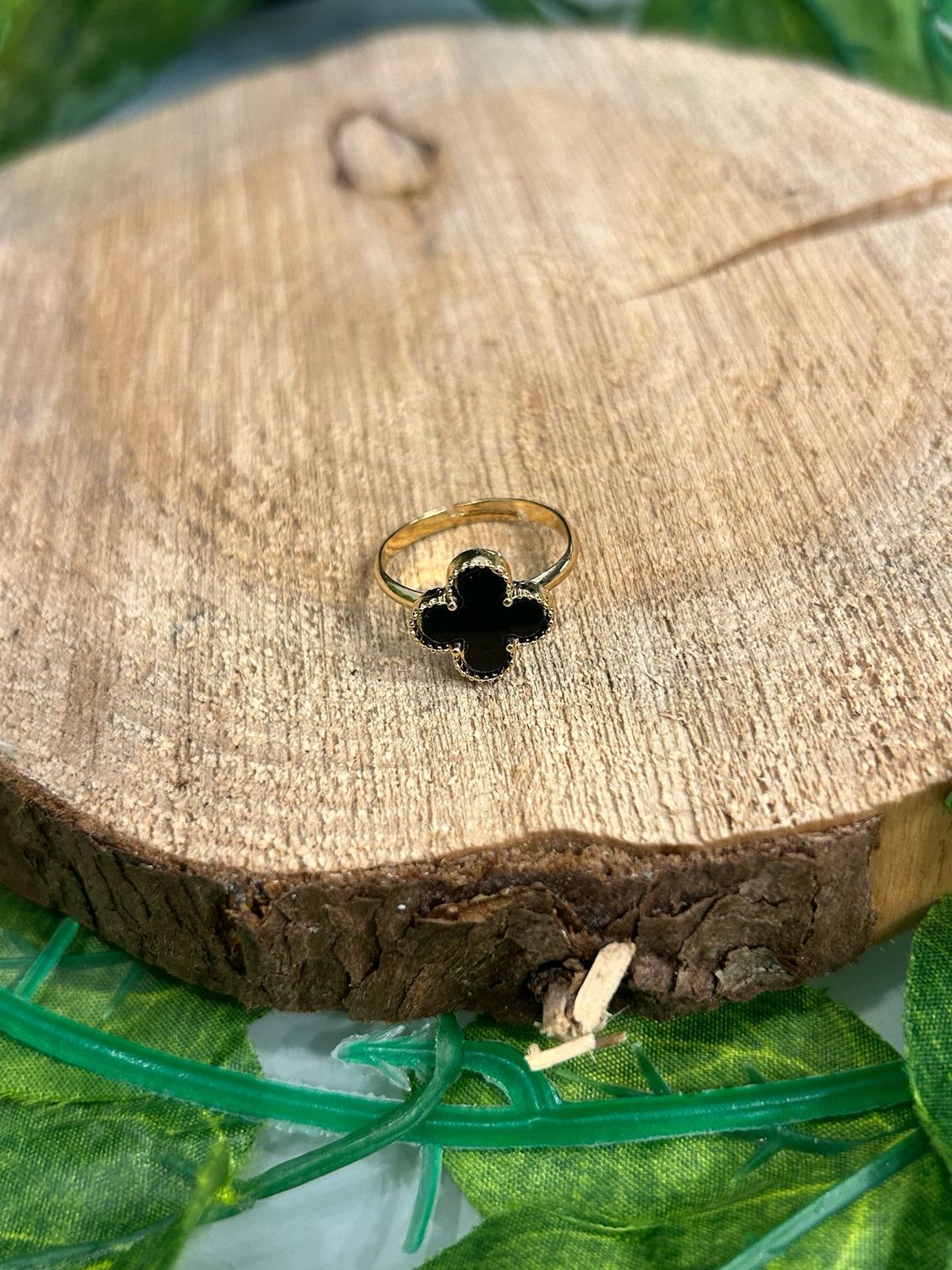 Lucky Clover Ring Adjustable (Black Flower)
