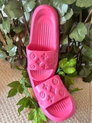 Summer Cloud Sliders Pink (sz3/4)
