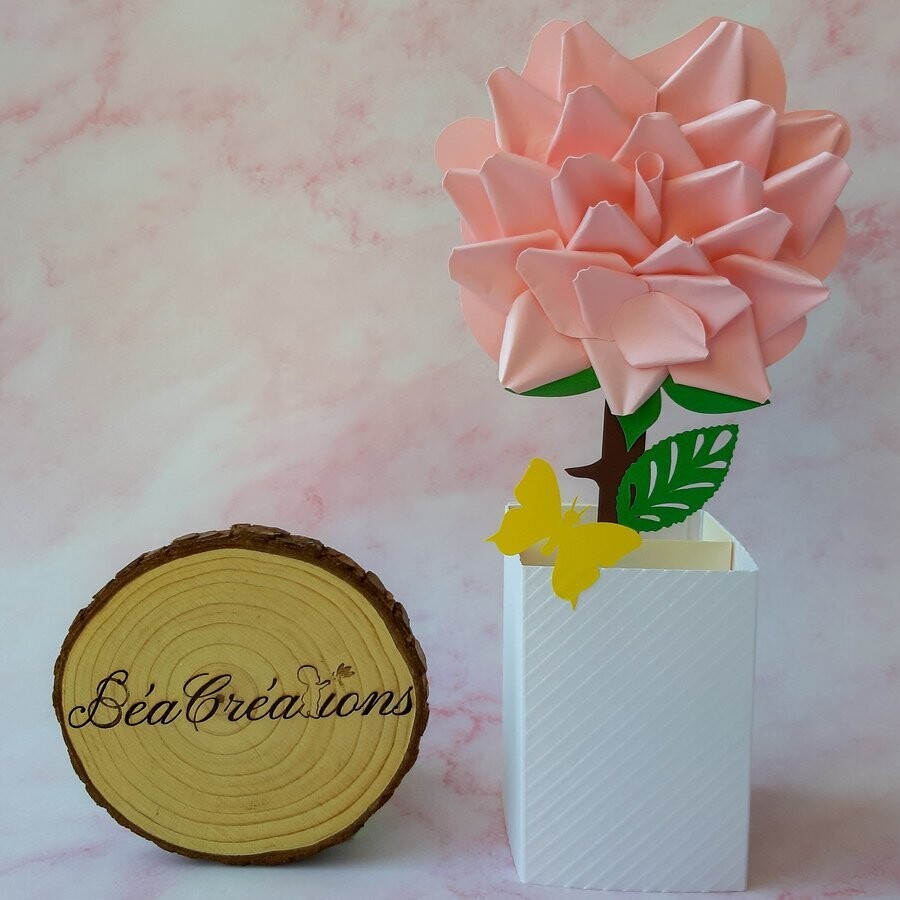 Carte décorative en relief – rose éternelle