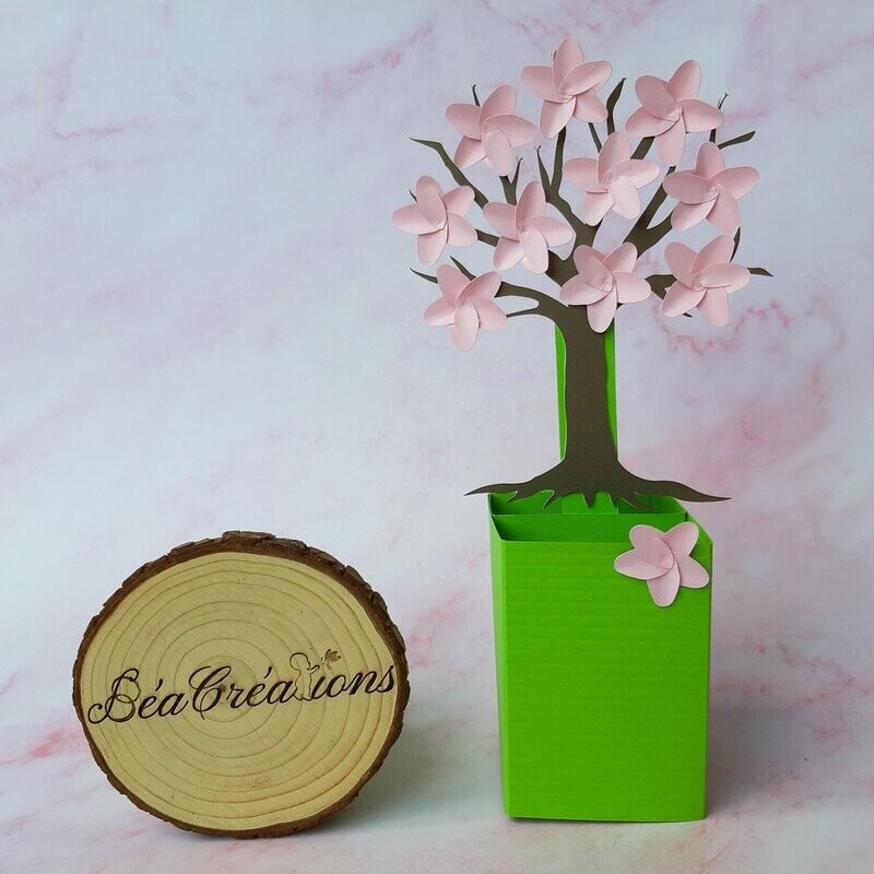 Carte décorative en relief – un arbre de vie dans son pot