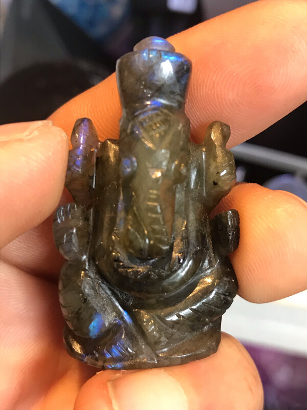 Labradorite Pocket Ganesh