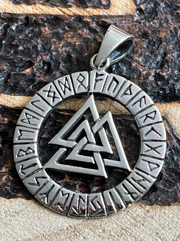 Valknut Rune Pendant