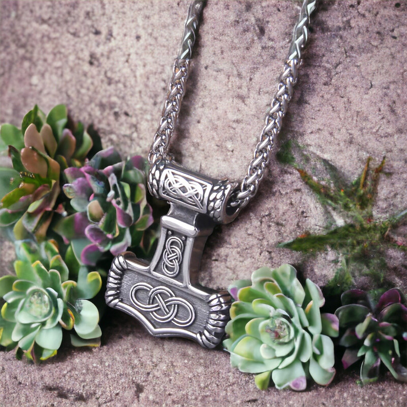 Skåne Thor’s Hammer Pendant