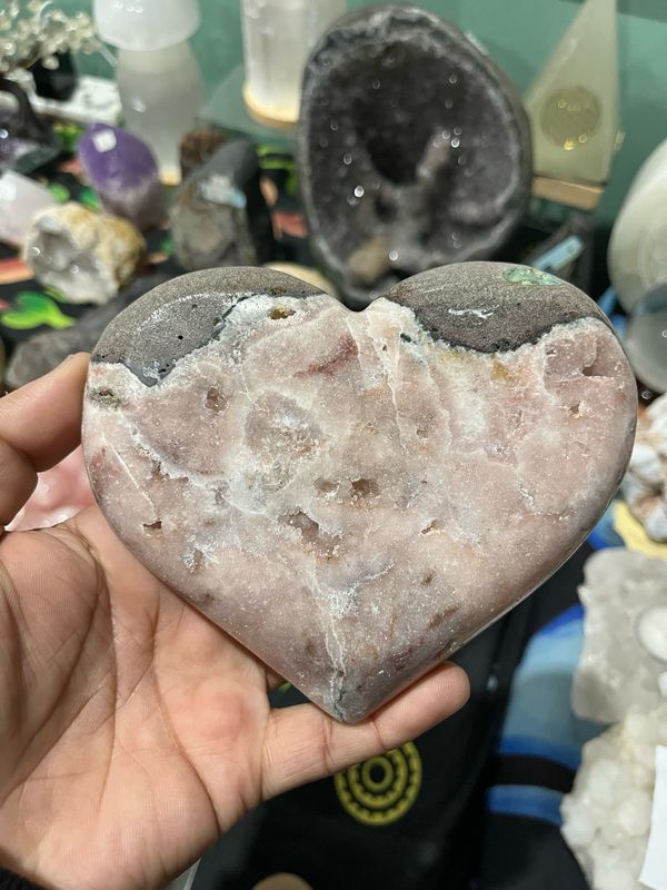 Pink Amethyst Heart 14cm Pink Amethyst Heart 14cm