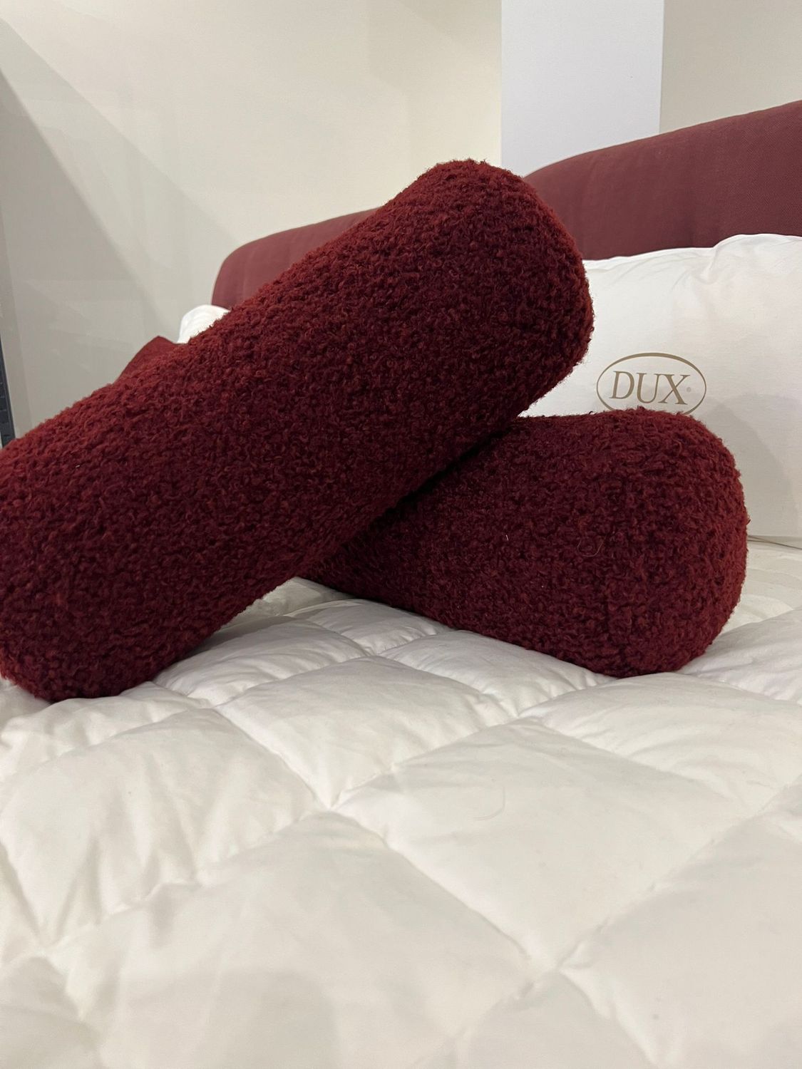 Nackenrolle Teddy wine red, 15x40 cm, Carma