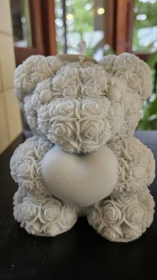 Teddykerze in Light Blue on Hiroyi Decor Teddykerze in Light Blue on Hiroyi Decor