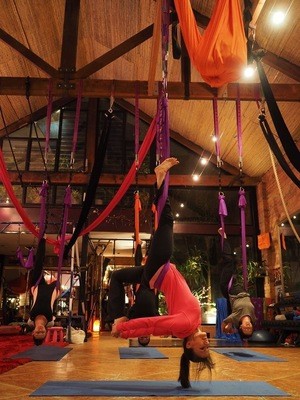 Block of 4 classes, same day, same time, each week. Please note: Try before you buy, for Aerial Yoga Only