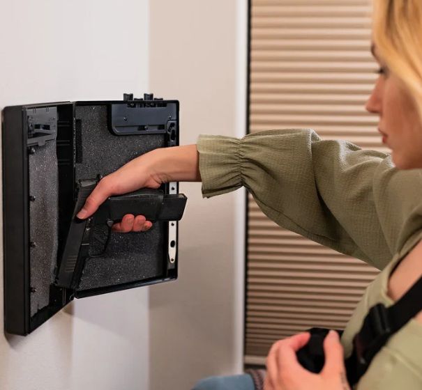 Stop Box WARD Wall Mounted - PRE-ORDER Stop Box WARD Wall Mounted - PRE-ORDER