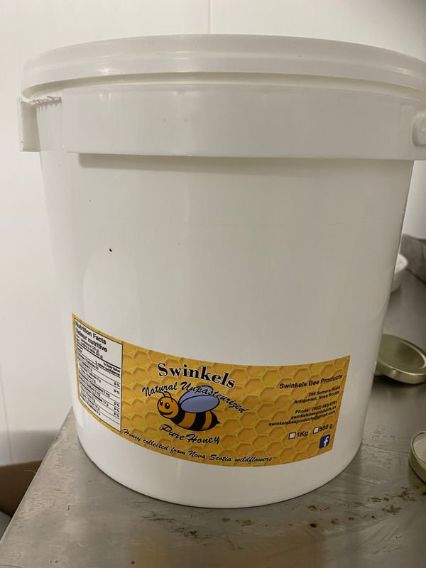 15lb pail of honey