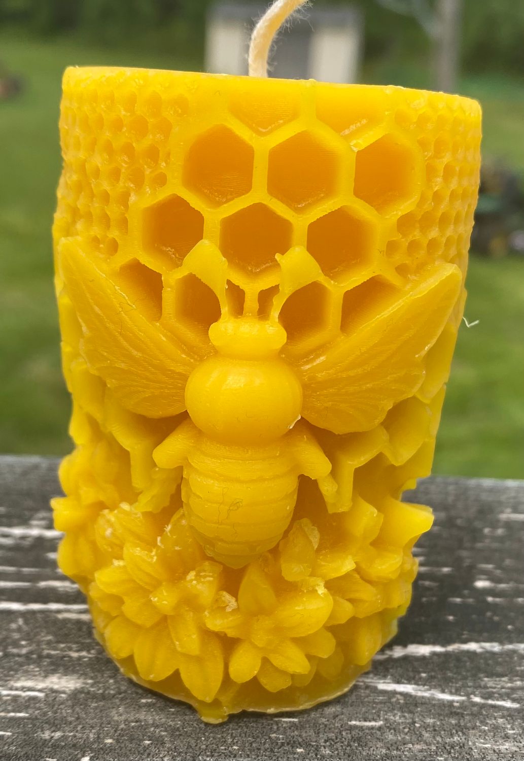 BEE