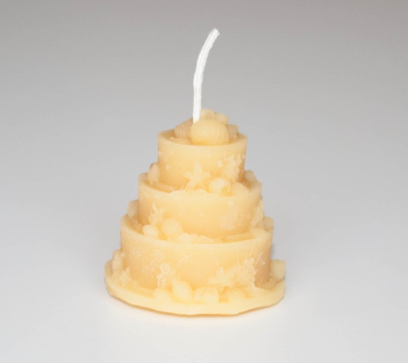 Wedding cake candle