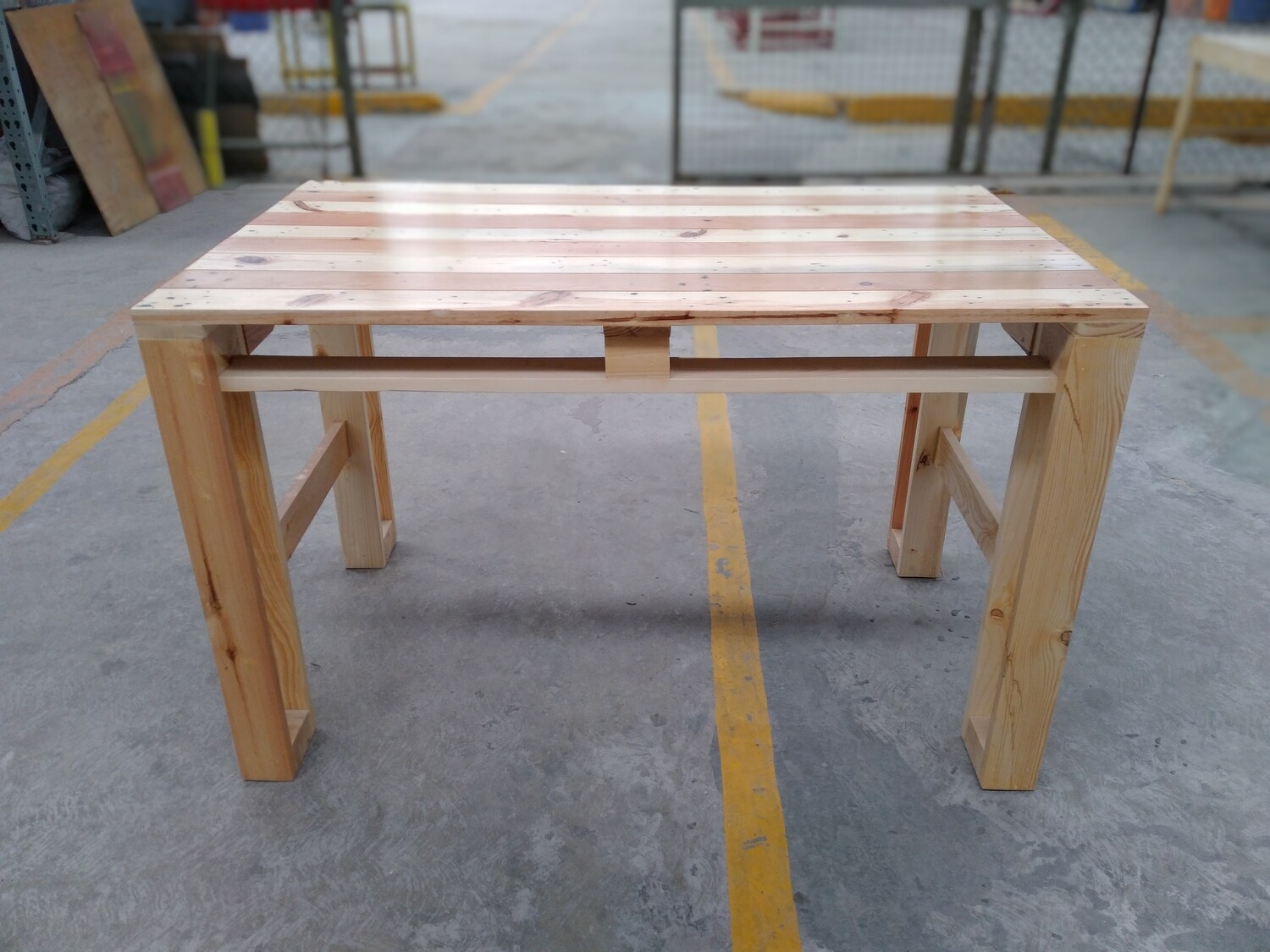 MESA PALLET 120